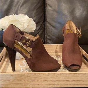 Michael Kors bootie heals